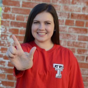 Meet your Posher, Alayna